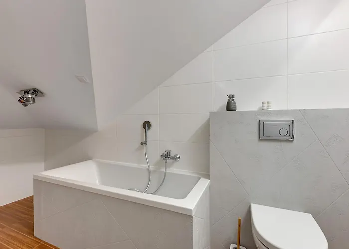 Dom & House Szafarnia Modern On The Motlawa River غدانسك