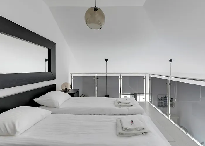 شقة Dom & House Szafarnia Modern On The Motlawa River