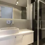 아파트 Szafarnia Luxury On The Motlawa River By Renters *