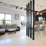 Szafarnia Luxury On The Motlawa River By Renters 아파트 그단스크