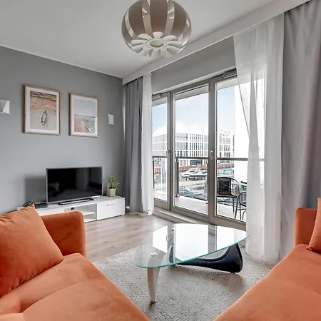 Szafarnia Luxury On The Motlawa River By Renters 格但斯克