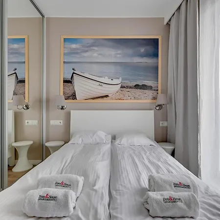 Dom & House Szafarnia Modern On The Motlawa River Apartment *