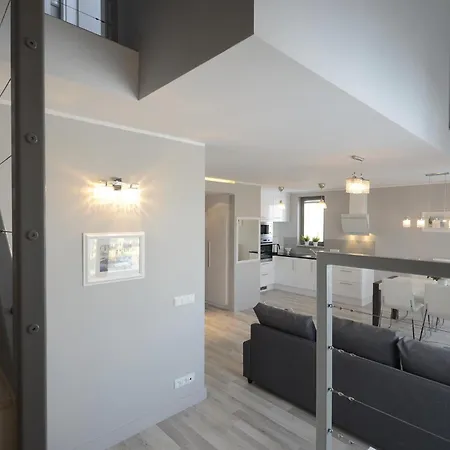 Dom & House Szafarnia Modern On The Motlawa River 格但斯克