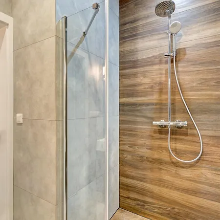 Dom & House Szafarnia Modern On The Motlawa River * Danzig