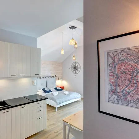 Apartment Dom & House Szafarnia Modern On The Motlawa River Danzig