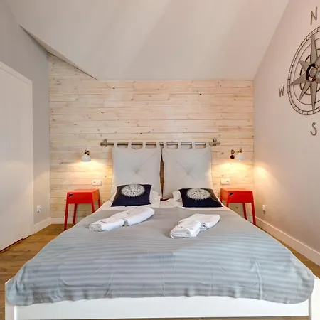 公寓 Dom & House Szafarnia Modern On The Motlawa River