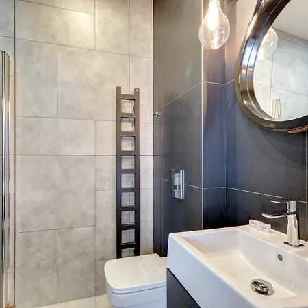 Dom & House Szafarnia Modern On The Motlawa River * Danzig