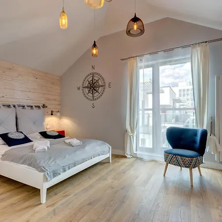 Apartment Dom & House Szafarnia Modern On The Motlawa River Danzig