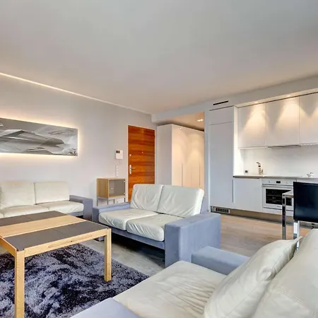 Apartment Dom & House Szafarnia Modern On The Motlawa River Danzig