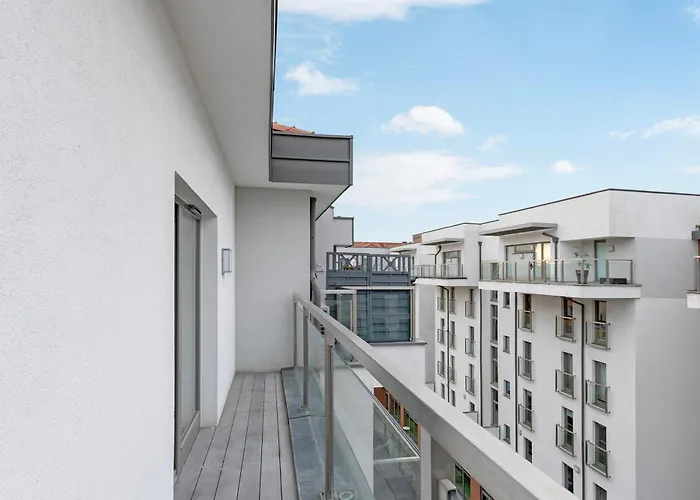 Dom & House Szafarnia Modern On The Motlawa River *