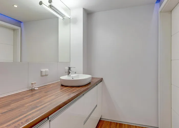 Apartman Dom & House Szafarnia Modern On The Motlawa River