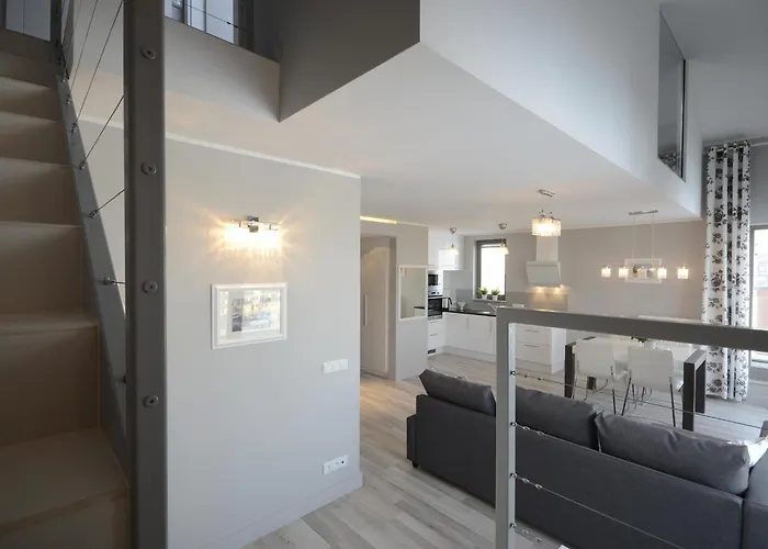 Szafarnia Luxury On The Motlawa River By Renters 格但斯克