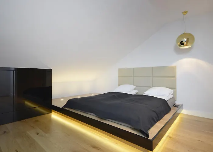 公寓 Szafarnia Luxury On The Motlawa River By Renters 格但斯克