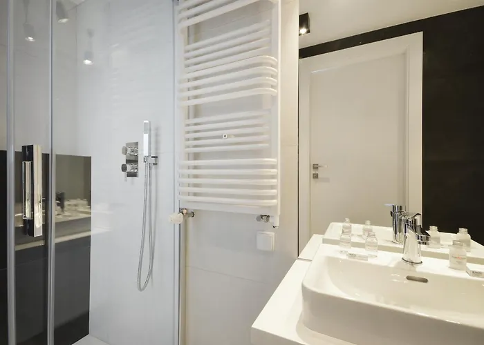 Szafarnia Luxury On The Motlawa River By Renters