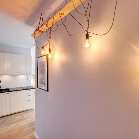 Dom & House Szafarnia Modern On The Motlawa River *